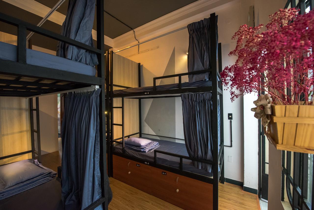 The Like Hostel & Cafe Ho Chi Minh City Exterior photo