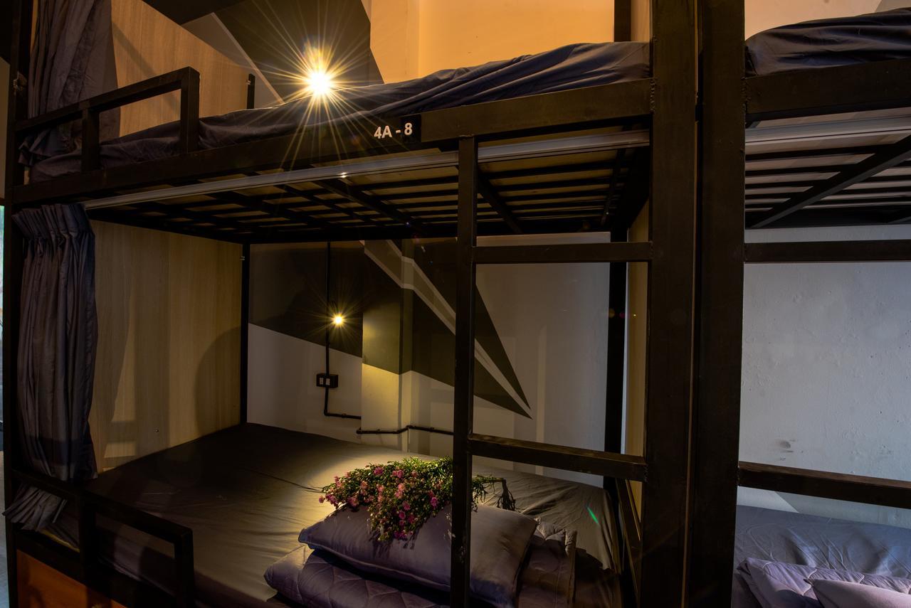 The Like Hostel & Cafe Ho Chi Minh City Exterior photo