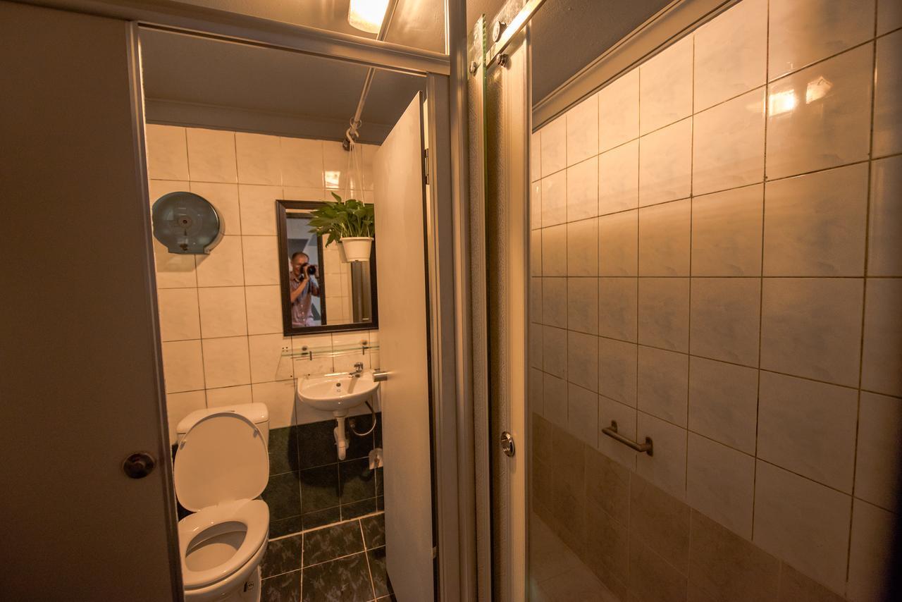 The Like Hostel & Cafe Ho Chi Minh City Exterior photo