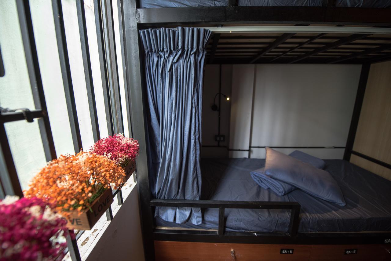The Like Hostel & Cafe Ho Chi Minh City Exterior photo