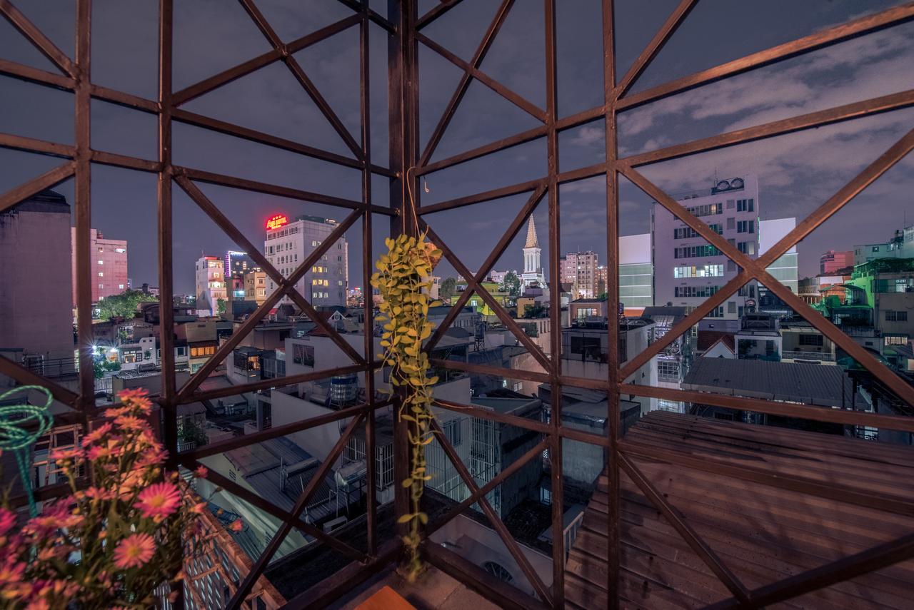 The Like Hostel & Cafe Ho Chi Minh City Exterior photo